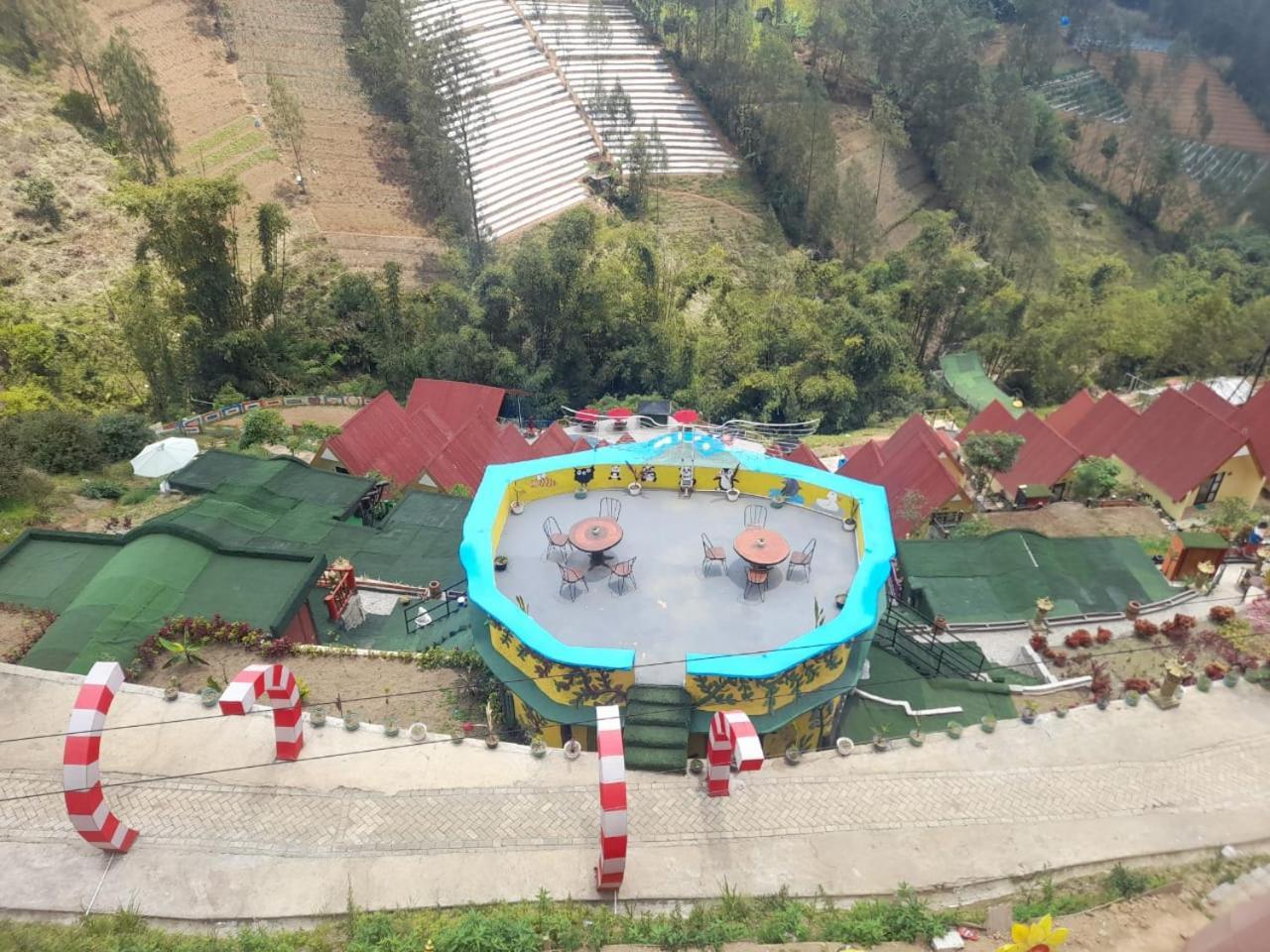 Hotel Nature Bromo And Resort Пасуруан Екстер'єр фото